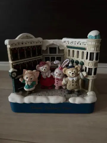 더피 프렌즈 윈터 트윙클링 타운 피규어 라이트