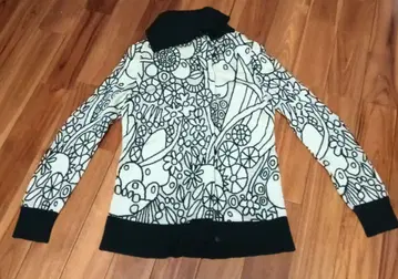 시빌라 후르츠 패턴 가디건