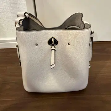 kate spade 버킷 숄더백 화이트