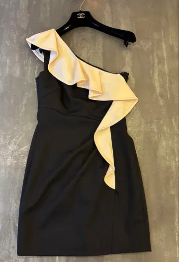 VALENTIO 발렌티노 프릴 원피스 드레스