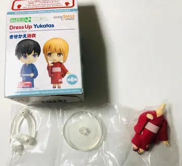 넨도로이드모아 옷 갈아입히기 유카타 여아용 빨간색