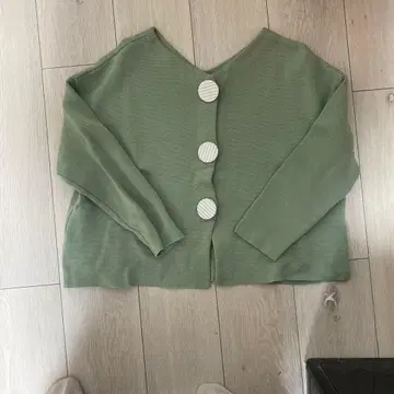 그린 V넥 가디건