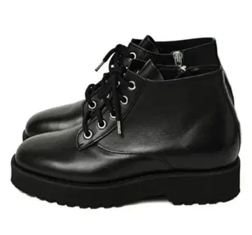 Simply Complicated BIG STEPPER BOOTS