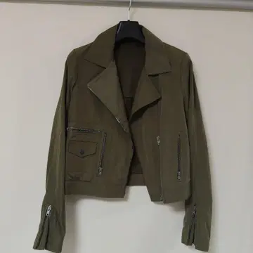 theory 올리브색 숏 자켓 사이즈 2