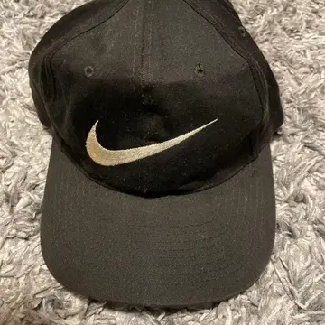 NIKE 블랙 야구 모자