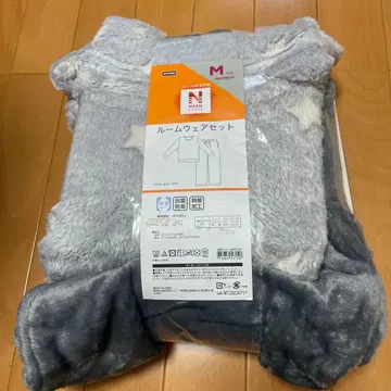 니토리 룸웨어 N웜 슈퍼 WOMEN M 사이즈 상하의 세트 별 패턴