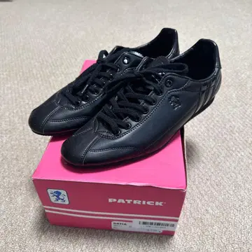 PATRICK 블랙 스니커즈 39