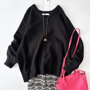 새상품급 프레임워크 울 캐시미어 아쿠아 V넥 풀오버 블랙 최근