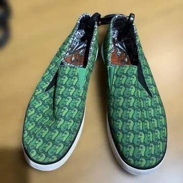 VOLCOM x TOY MACHINE 슬립온