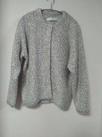 택 포함 새상품 필름얀 트위드 니트 가디건 러그 문 그레이