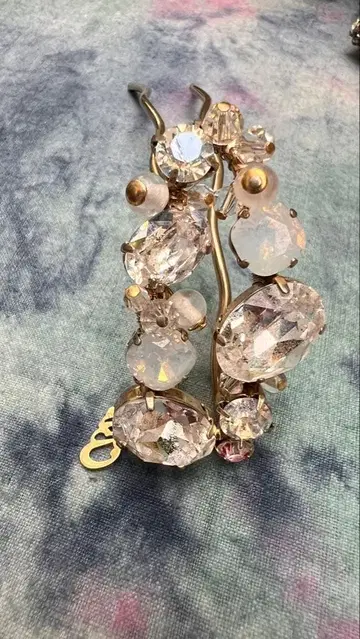 컴플렉스 비즈 스와로브스키 크리스탈 장식 골드 헤어핀