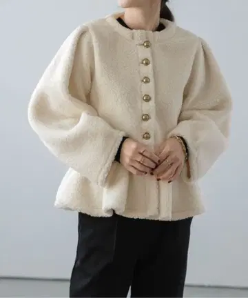 페플럼 보아 자켓 / 아이보리 M
