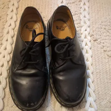 닥터 마틴 블랙 레이스업 슈즈