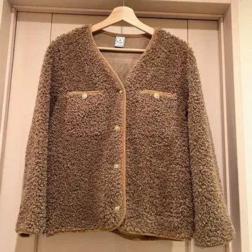 카리 보아 V넥 자켓 M 사이즈(38) 브라운