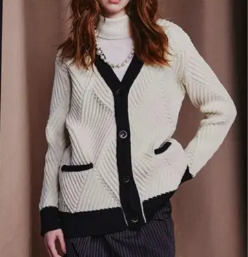 새상품급 sov. 배색 니트 가디건