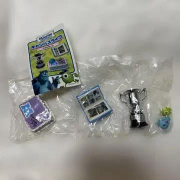 몬스터 유니버시티 리멘트 캠퍼스 라이프