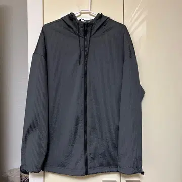 ZARA 후드 부착 자켓