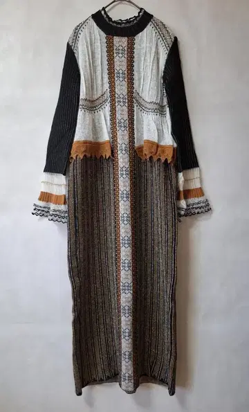 마메쿠로구치 니트 원피스