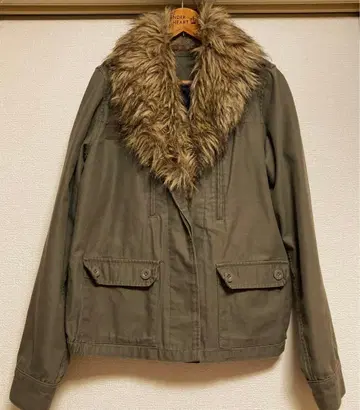 JEANASIS 퍼 부착 밀리터리 자켓