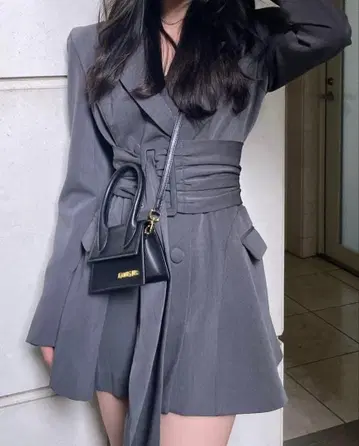 meltthelady thick belt jacket onepiece