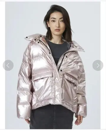 GAP 하이넥 숏 기장 다운