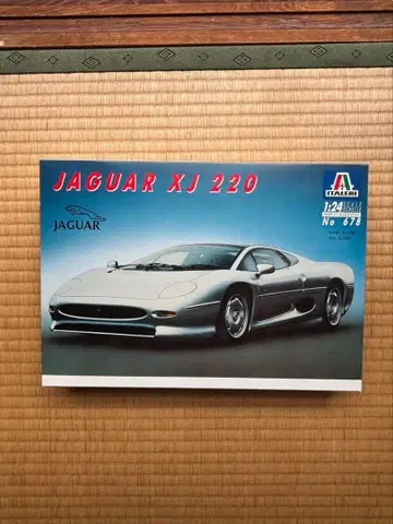 이탈레리 미조립 JAGUAR XJ 220 프라모델 1:24 스케일