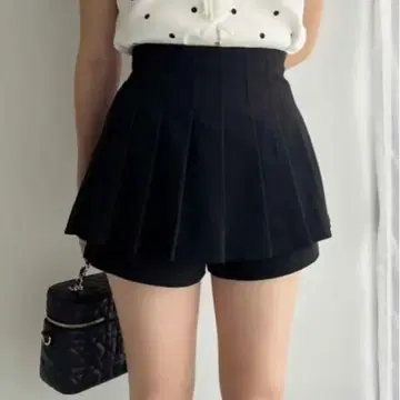 NICE CLAUP 플리츠 치마바지