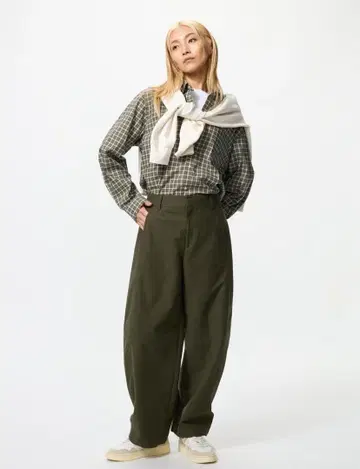 유니클로 저지 배럴 레그 팬츠 L 새상품