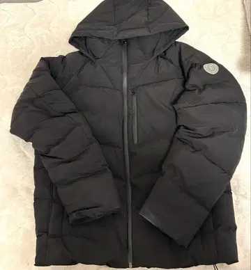 블랙 다운 자켓 M 사이즈
