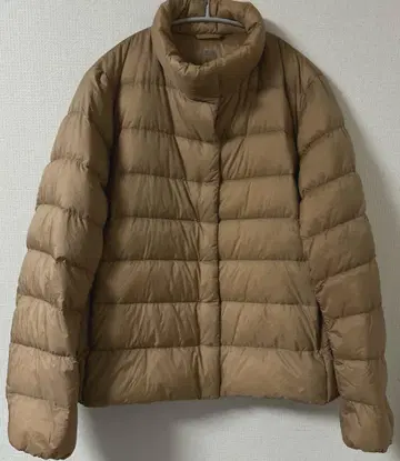 유니클로 울트라 라이트 다운 자켓 베이지