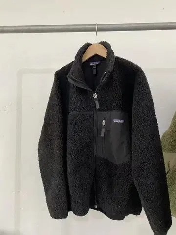 Patagonia 클래식 레트로 X 남성용 풀오버 블랙 M