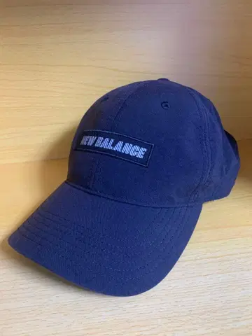 뉴발란스 met24 캡