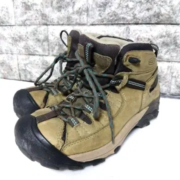 킨 KEEN 23.5cm 하이컷 등산화 트레킹 슈즈
