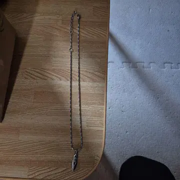 실버 깃털 펜던트 목걸이