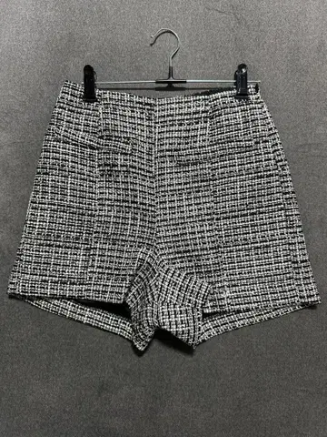 [ 미사용 새상품 ] Ambient 트위드 숏팬츠 M 사이즈 블랙