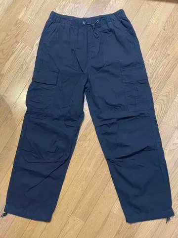 [ 미사용 새상품 ] ZARA 카고 팬츠 블랙 컬러