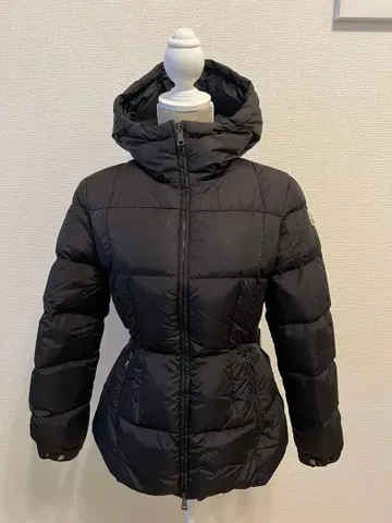 MONCLER 여성용 다운