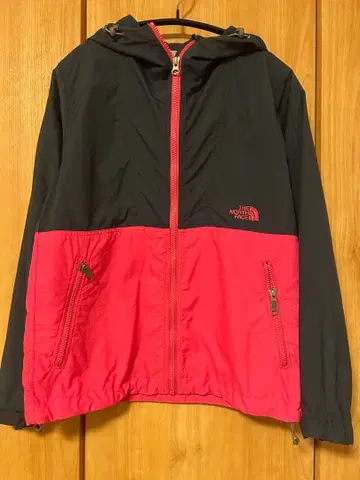 THE NORTH FACE 마운틴 후드티 블랙/핑크