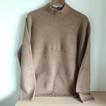 유니클로 남성용 스웨터 브라운 카멜 L 사이즈