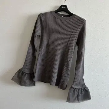 OPAQUE.CLIP 그레이 플레어 소매 니트