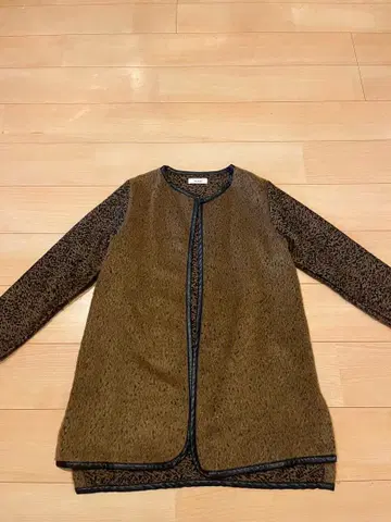 아나디스 아우터