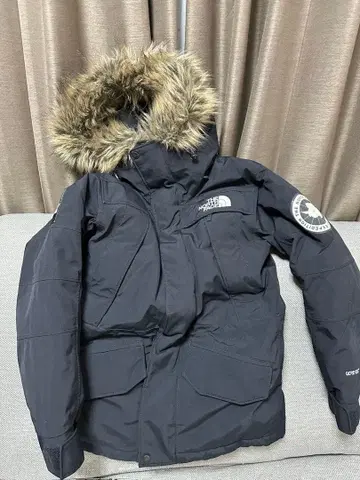 THE NORTH FACE 블랙 다운 자켓