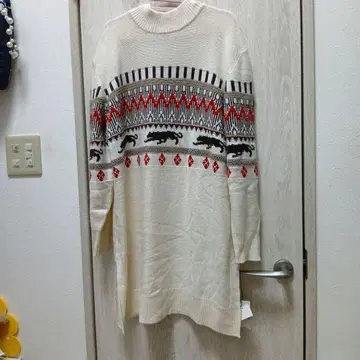 노르딕 무늬 크림색 니트