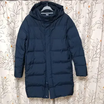 UNIQLO (블랙) 심리스 다운 자켓 XL