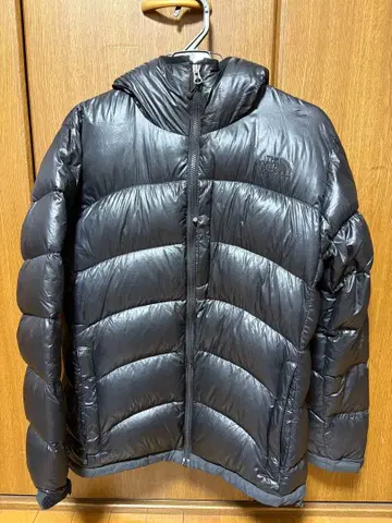 THE NORTH FACE 블랙 다운 자켓