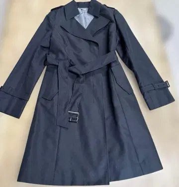 루이 샨탄 블랙 트렌치코트 실크 혼방