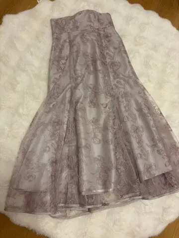 MERCURYDUO 라인 플라워 백 레이스업 자수 스커트