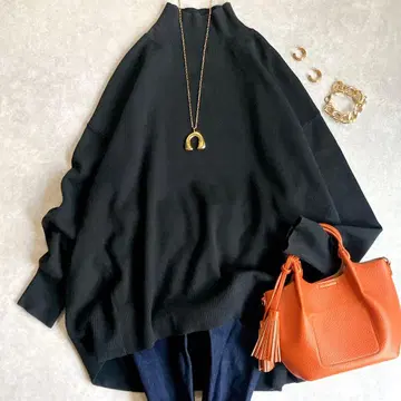 새상품급 라운지 드레스 하이넥 총알 니트 스무스 블랙 골드 파츠 와이드