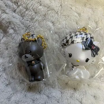 헬로키티 시크릿 마스코트 참 타이니 참 챠미키티