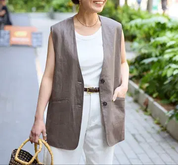 B.C STOCK 프렌치 린넨 베스트